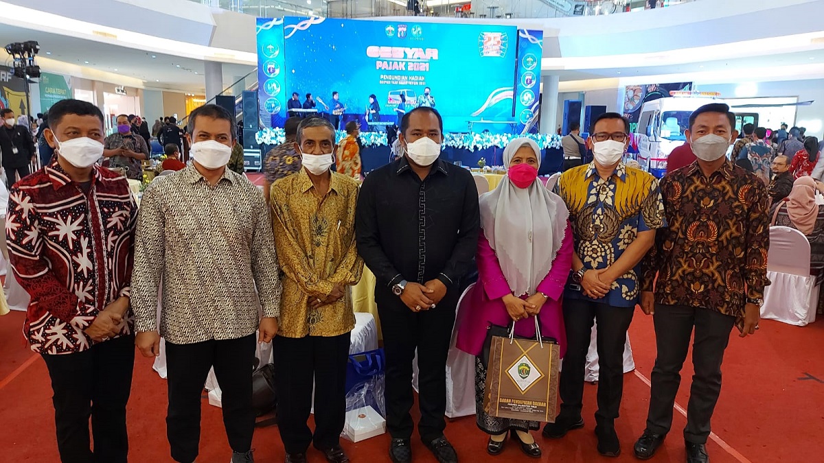 Kepala Bapenda Kutim, Syahfur.,SE,M.Si: 22 WP Warga Kutim Dapat Undian 5 Juta Dari Bankaltimtara, di Malam Gebyar Pajak Kaltim 2021
