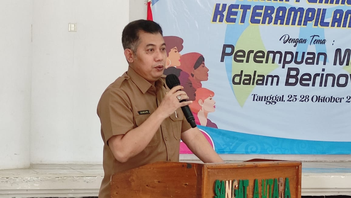 Ibu-Ibu Sangatta Dilatih Menjahit Agar Bisa Mandiri