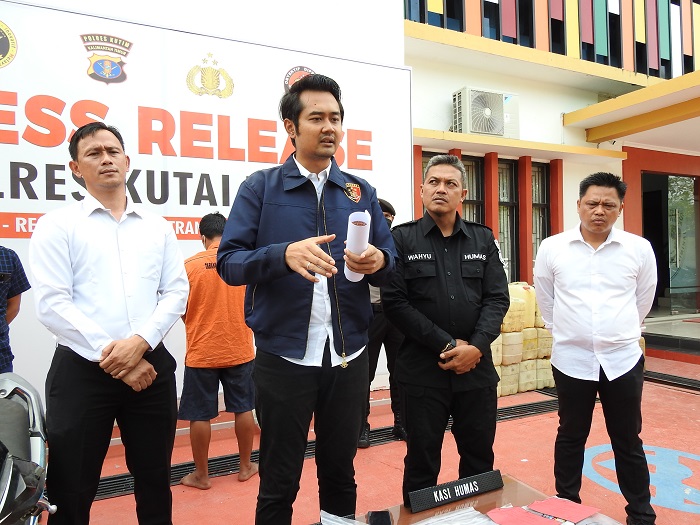 Warga Desa Senyiur Muara Ancalong, Perkosa dan Bunuh Gadis 13 Tahun Ditemukan Mengapung di Danau